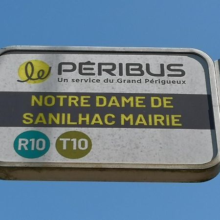 Chambre Meublee Avec Vue Panoramique A Perigueux Sanilhac  エクステリア 写真
