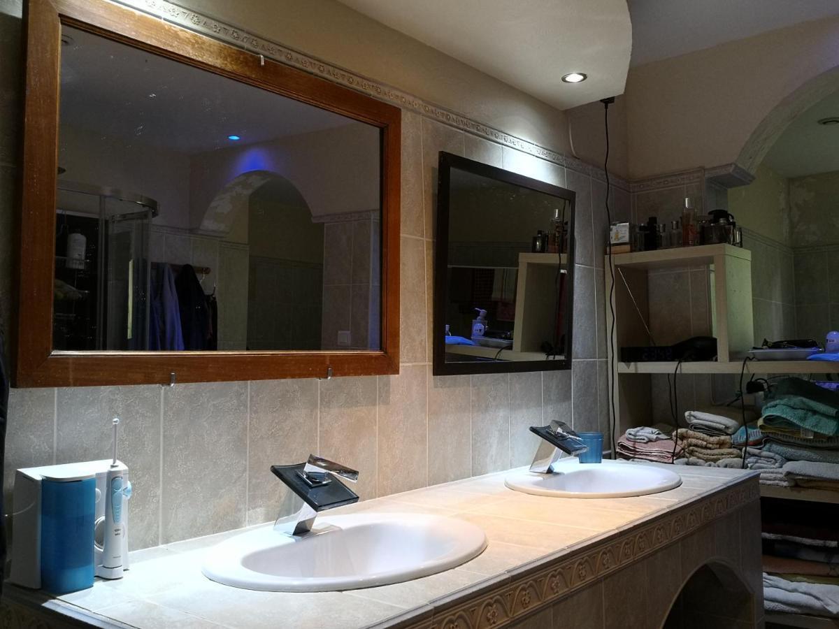 Chambre Meublee Avec Vue Panoramique A Perigueux Sanilhac  エクステリア 写真